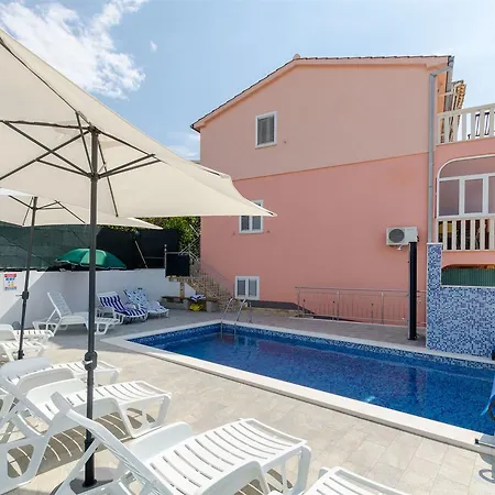 Ljubica Apartamento *