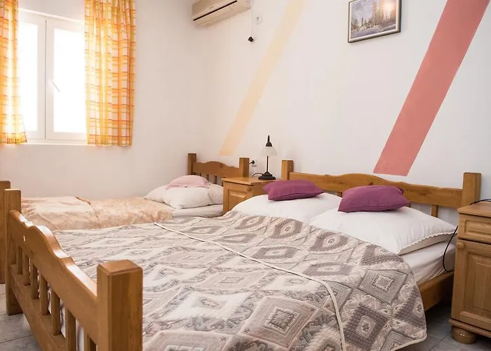 Ljubica * Rogoznica (Sibenik-Knin)