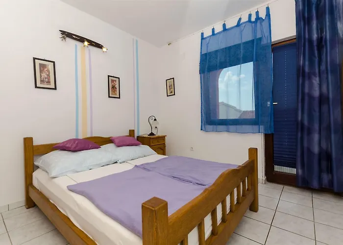 Ljubica Rogoznica (Sibenik-Knin)